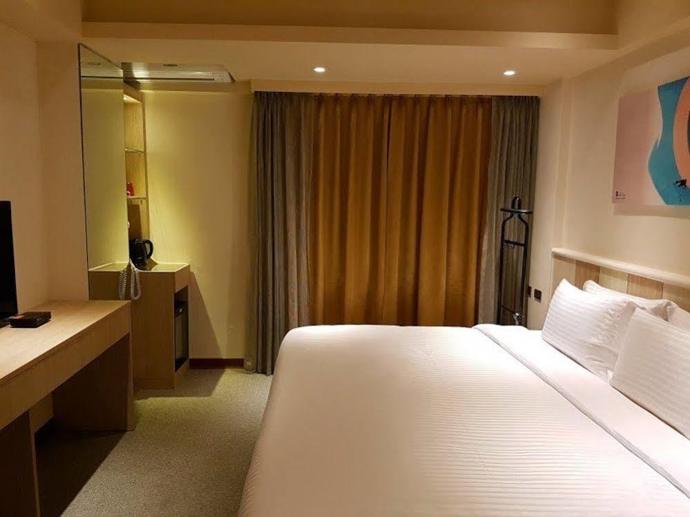 Macchi Hotel - Tajpej Zewnętrze zdjęcie